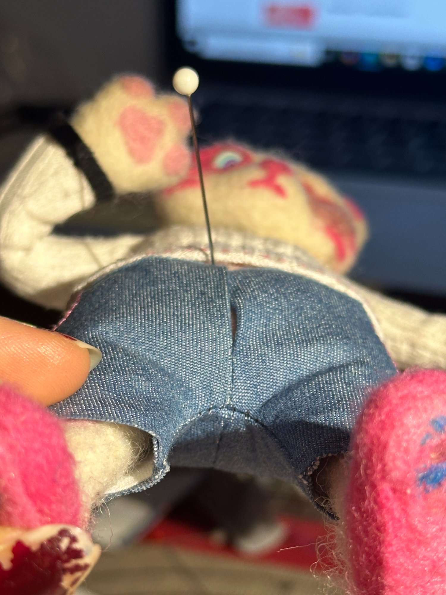 Jeans pinned to maquette